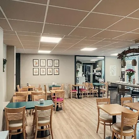 Garden Centre Gare Hotel 3*